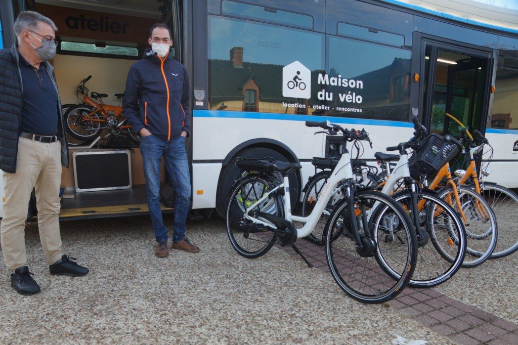 1ère visite du bus « Antenne de la maison du vélo » le 21 Octobre 2021.